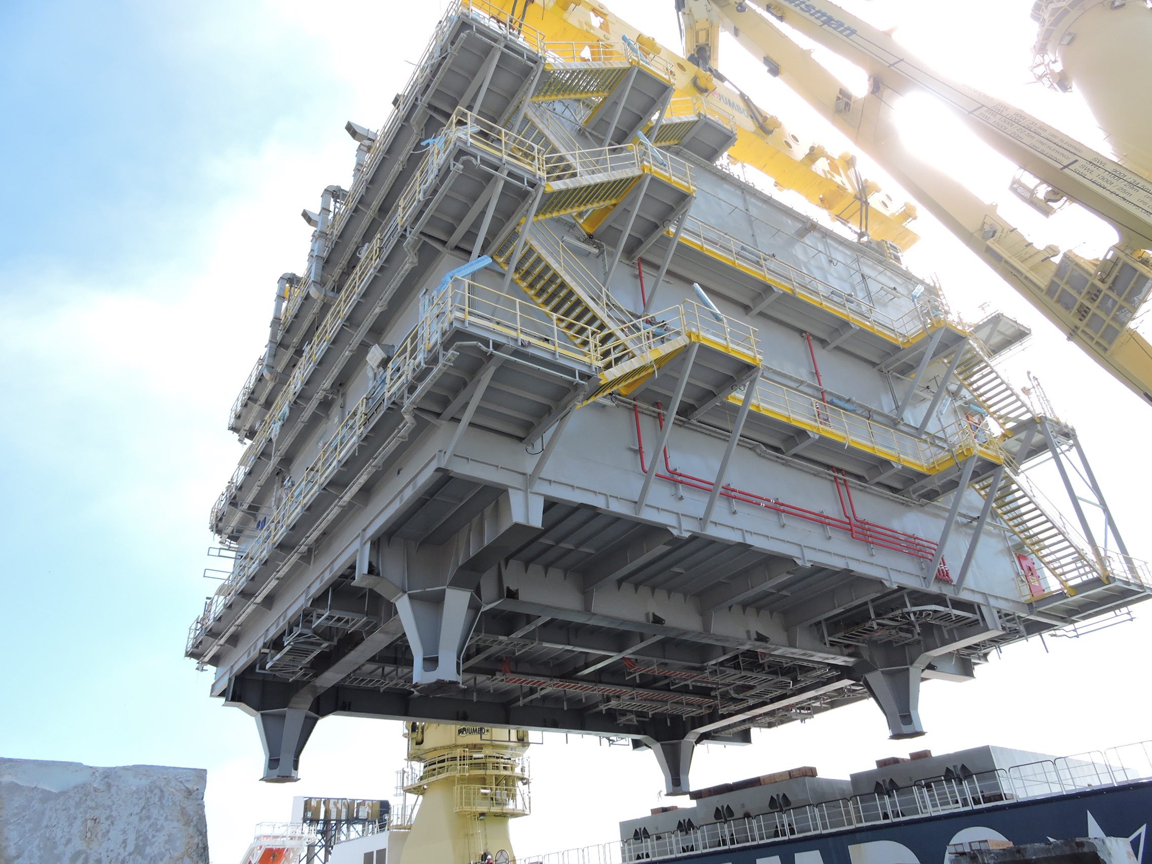 FPSO P-76